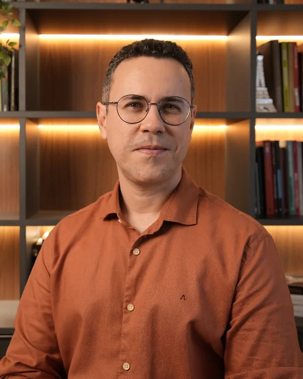 Tiago Ferreira